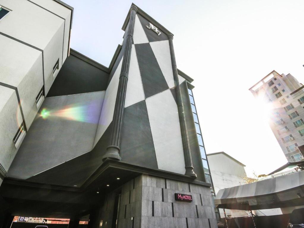 M7 Business Hotel Chilgok Екстериор снимка