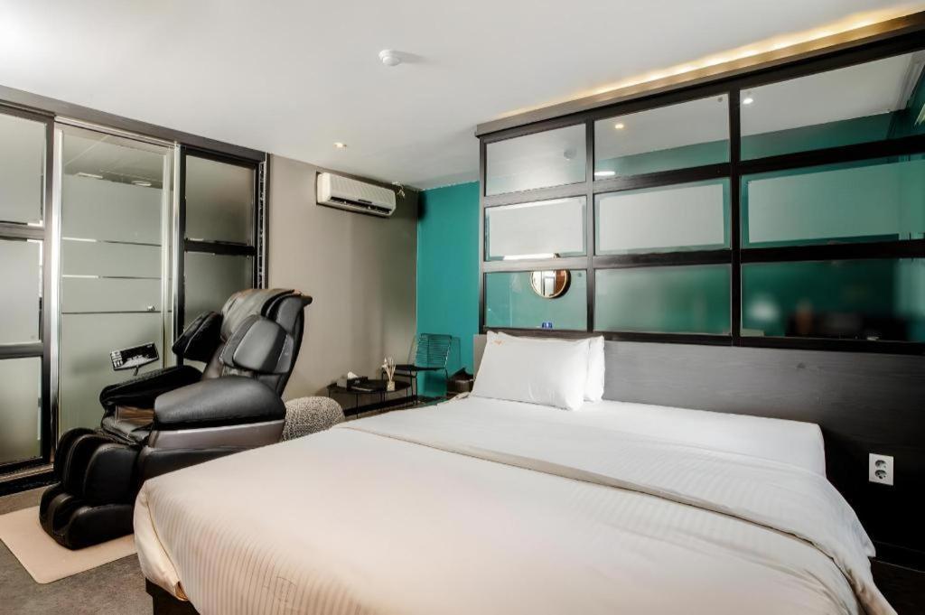 M7 Business Hotel Chilgok Екстериор снимка