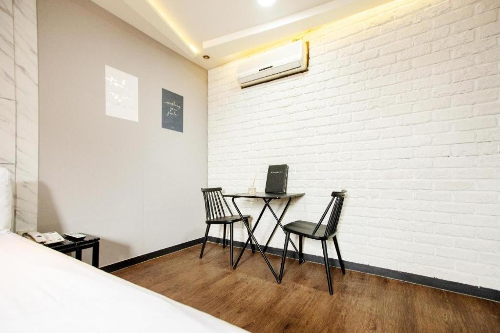 M7 Business Hotel Chilgok Екстериор снимка