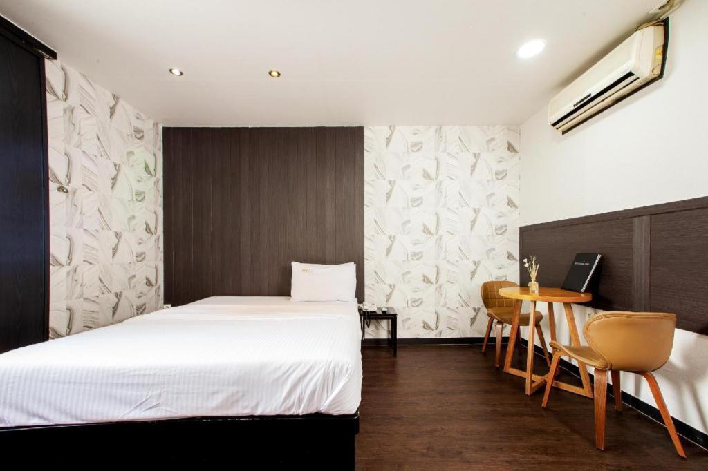 M7 Business Hotel Chilgok Екстериор снимка