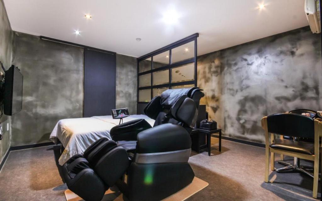 M7 Business Hotel Chilgok Екстериор снимка