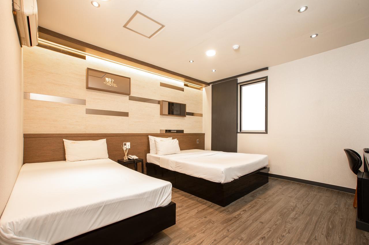 M7 Business Hotel Chilgok Екстериор снимка